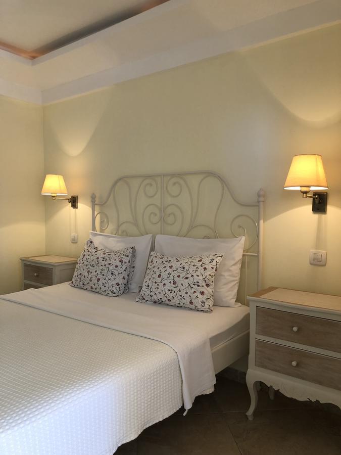 Guest House Sea Breeze 스베티스테판 외부 사진